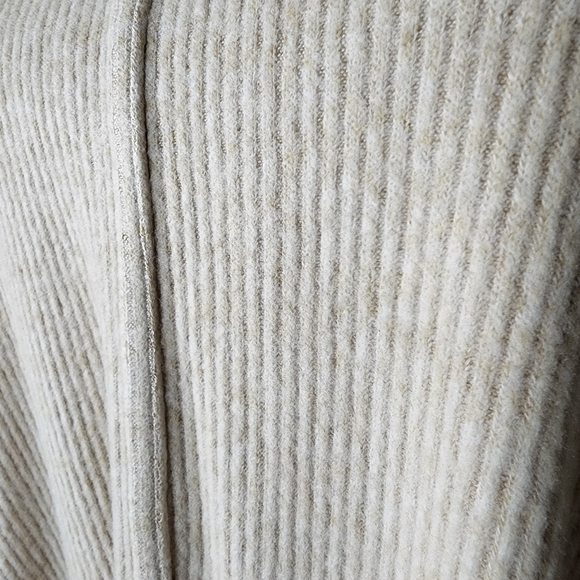 NWOT Status by Chenault Cowl Neck Oversized Tunic - Picture 13 of 13